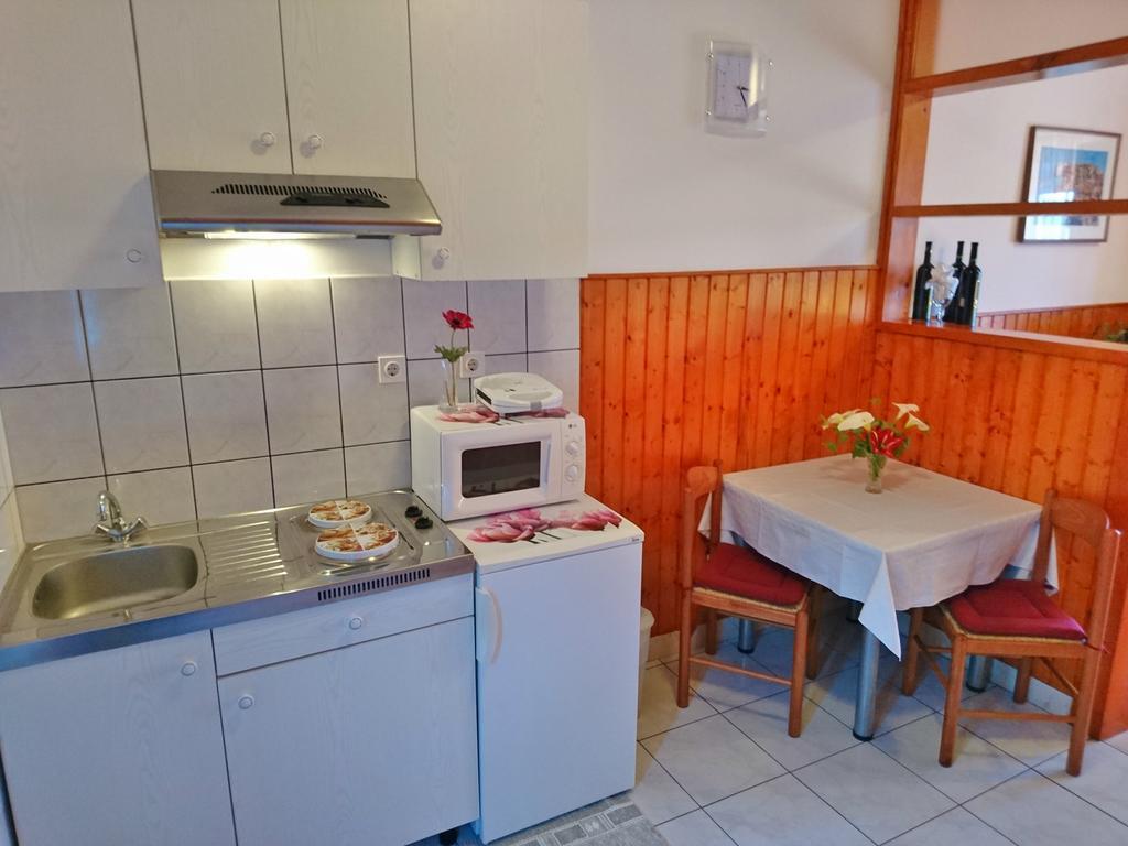 Apartments Radis Zaton  Exterior photo